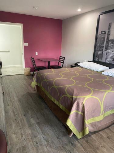 Hotel Springwood Village Inn