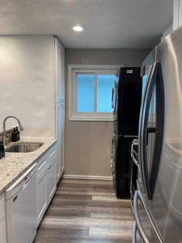 Dolphins Beach Cottage On The Beach - Sleeps 12