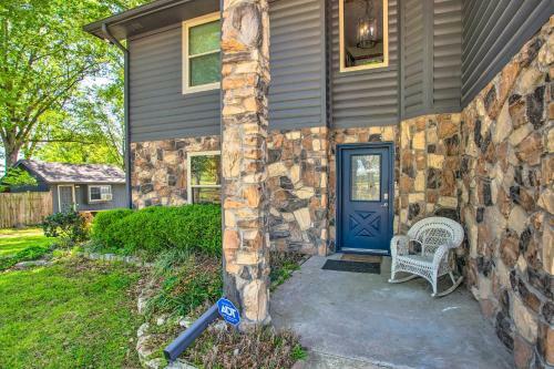 Waterfront Yantis Retreat With Deck And Zipline!
