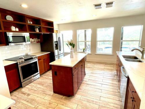 Luxury Home/fiesta Tx 10 Min/la Cantera/seaworld