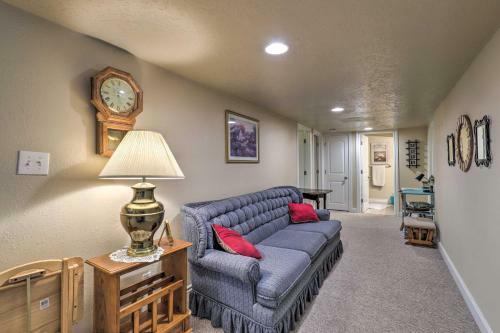 Charming Lehi Apartment With Yard And Fire Pit!