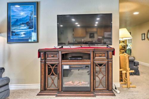 Charming Lehi Apartment With Yard And Fire Pit!