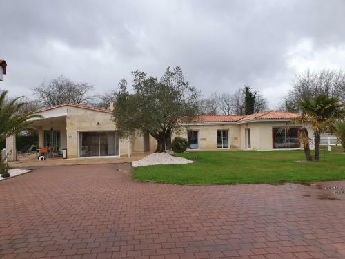 Superbe Villa Avec Piscine