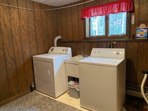 Large 6 Bedroom 3 Bath Vermont Home On Mt Snow Resort