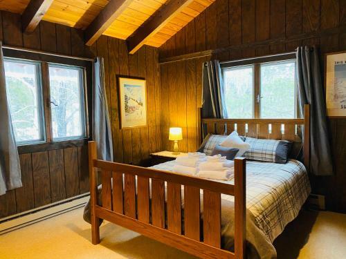 Large 6 Bedroom 3 Bath Vermont Home On Mt Snow Resort