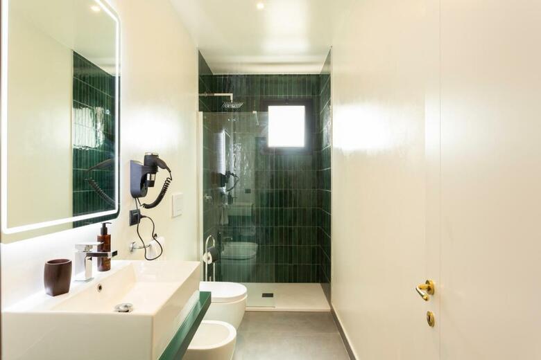 Hotel Ghal�