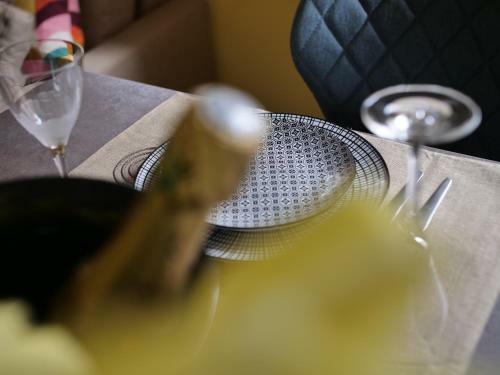 Hostal Room In Studio - Studio Reves Ensables