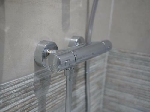 Hostal Room In Studio - Studio Reves Ensables