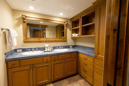 Apartamento Expansive Four Bedroom Suite At The Chateaux Condo