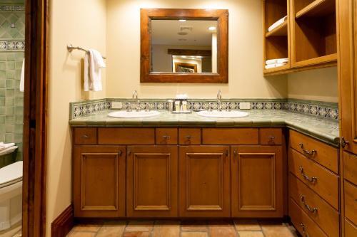 Apartamento Expansive Four Bedroom Suite At The Chateaux Condo