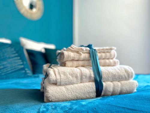 Hostal �meraude