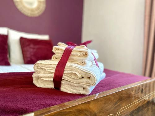 Hostal �meraude