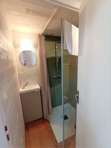 Very Nice Wood Frame House With Garden