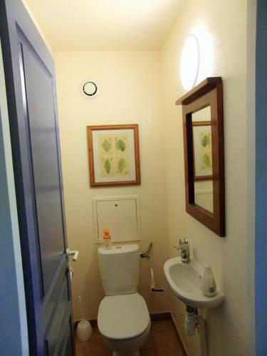 Bright 50 M For 6 With Balcony And Garden