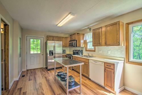 Cozy Massanutten Home Walk To Attractions!