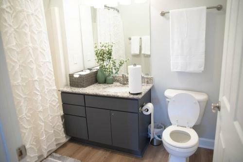 Apartamento Lovely Quiet Home Minutes Away From The Beach