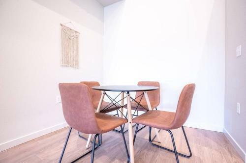Apartamento Boho Design Great For Long Term Stays Near Local Grocery Store
