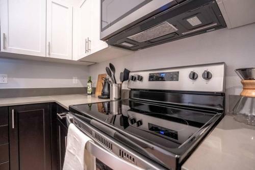 Apartamento Boho Design Great For Long Term Stays Near Local Grocery Store