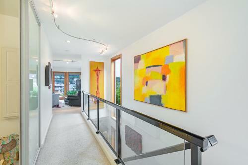 Waterfront Rooftop Deck On Lake Union 3br 3ba Extended Stay