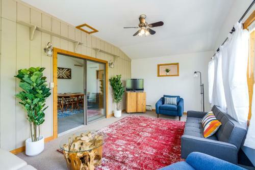 Mountaintop Cabin W Views Fire Pit Stream Access