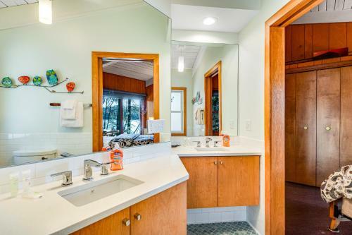 The Octagon On Big Bass