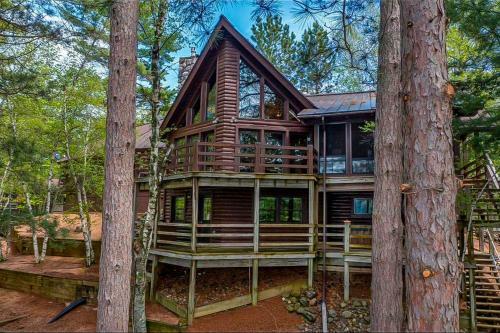 Sailor's Point Lodge