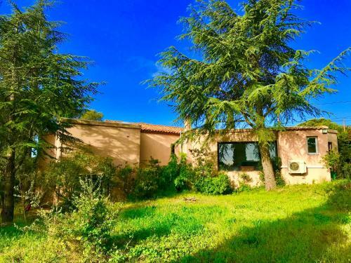 Villa Avec Piscine Sur Les Hauts De N�mes