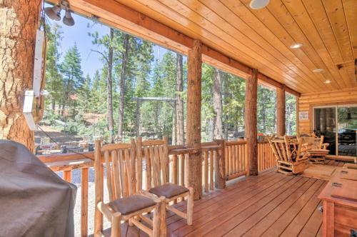 The Great Escape Cabin Fire Pit And Backyard