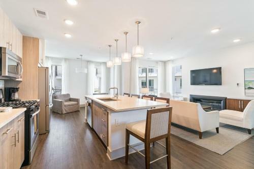 Paradise Palms - The Pointe 336