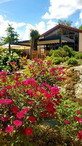 Hostal Le Petit Courault