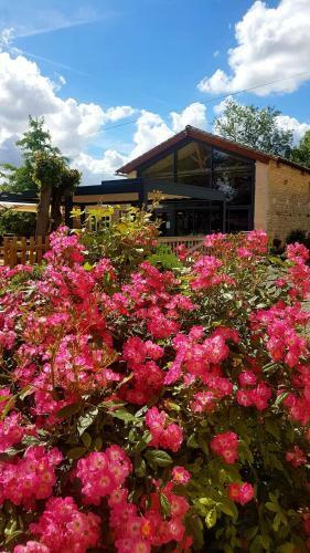 Hostal Le Petit Courault