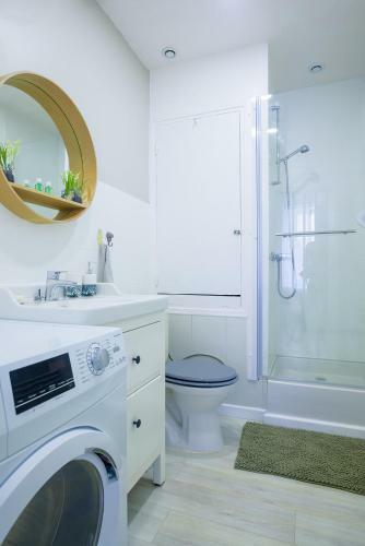 Apartamento L'h�llenid : Studio Confort Riom Centre
