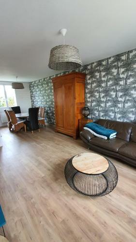 Maison Dans Un Lieu Calme