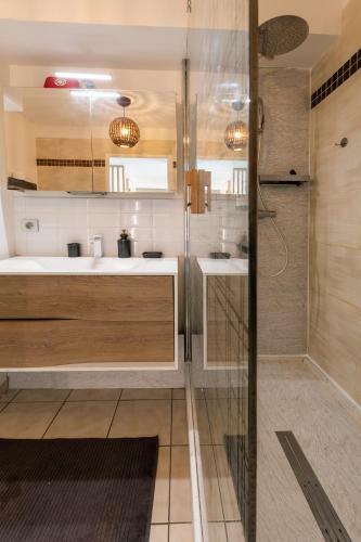 Apartamento T3 Duplex?metro? Parking? Entr�e Autonome?net Flix