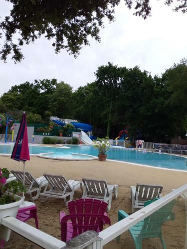 Camping Les Pierres Couch�es