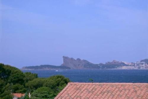 Apartamento T3 Vue Mer Calme � La Madrague