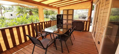 Mobil Home Neuf Dans Camping 4*