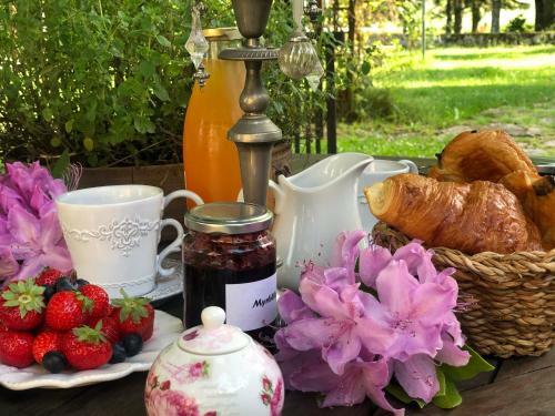 Hostal Manoir De Chantemerle