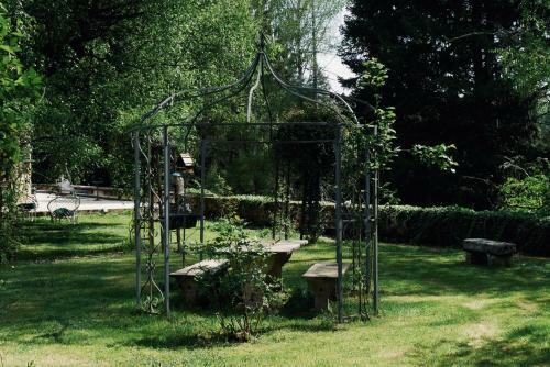 Hostal Manoir De Chantemerle