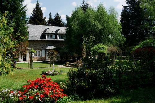 Hostal Manoir De Chantemerle