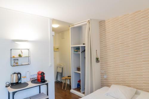 Apartamento Loris! Studio Avec Parking Et Terrasse � Troyes