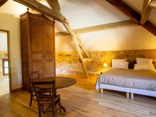 G�te Sainte-trie, 6 Pi�ces, 10 Personnes - Fr-1-616-252