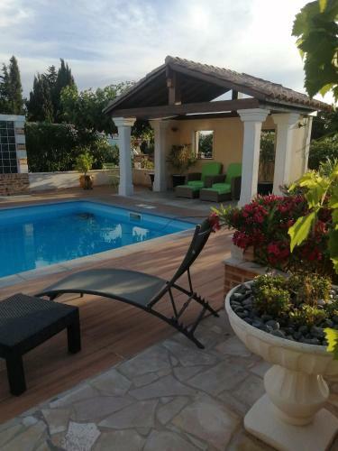 Villa Super Complexe Pour 16 Personnes