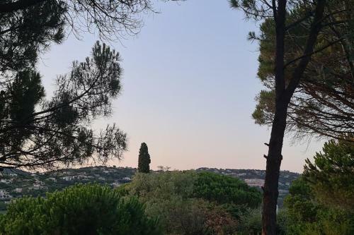 Ste Maxime Villa 5 * - Piscine Chauff�e - 6/9 Pers