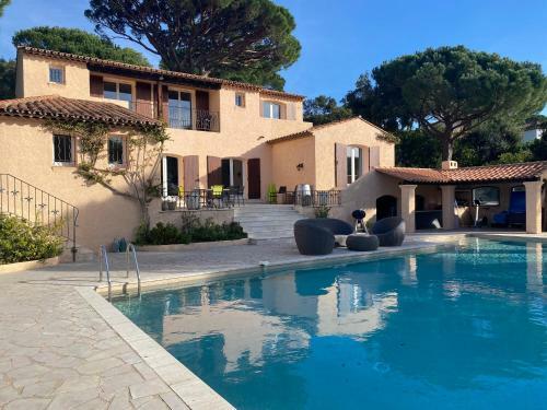 Villa Climatis�e Avec Grande Piscine