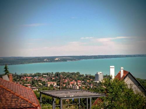 Bed & Breakfast Sz�pkil�t�s Vend�gh�z