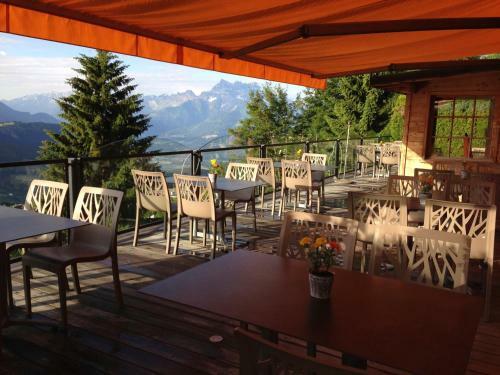 Hotel H�tel Le Grand Chalet
