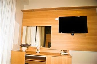 Halanus Hotel And Resort