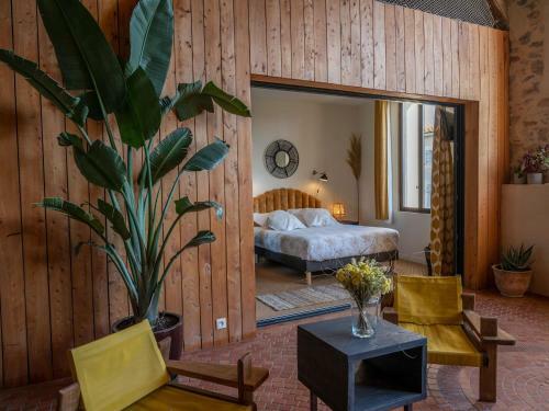 Lovely Apartment In Saint-nazaire-d'aude With Pool
