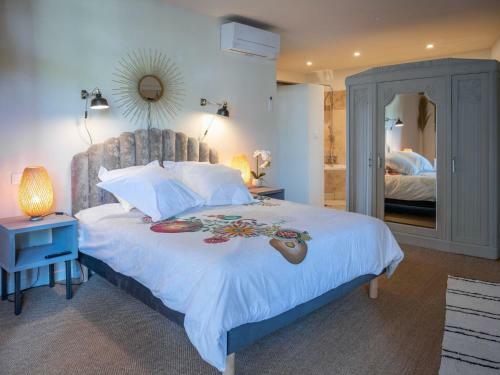 Lovely Apartment In Saint-nazaire-d'aude With Pool